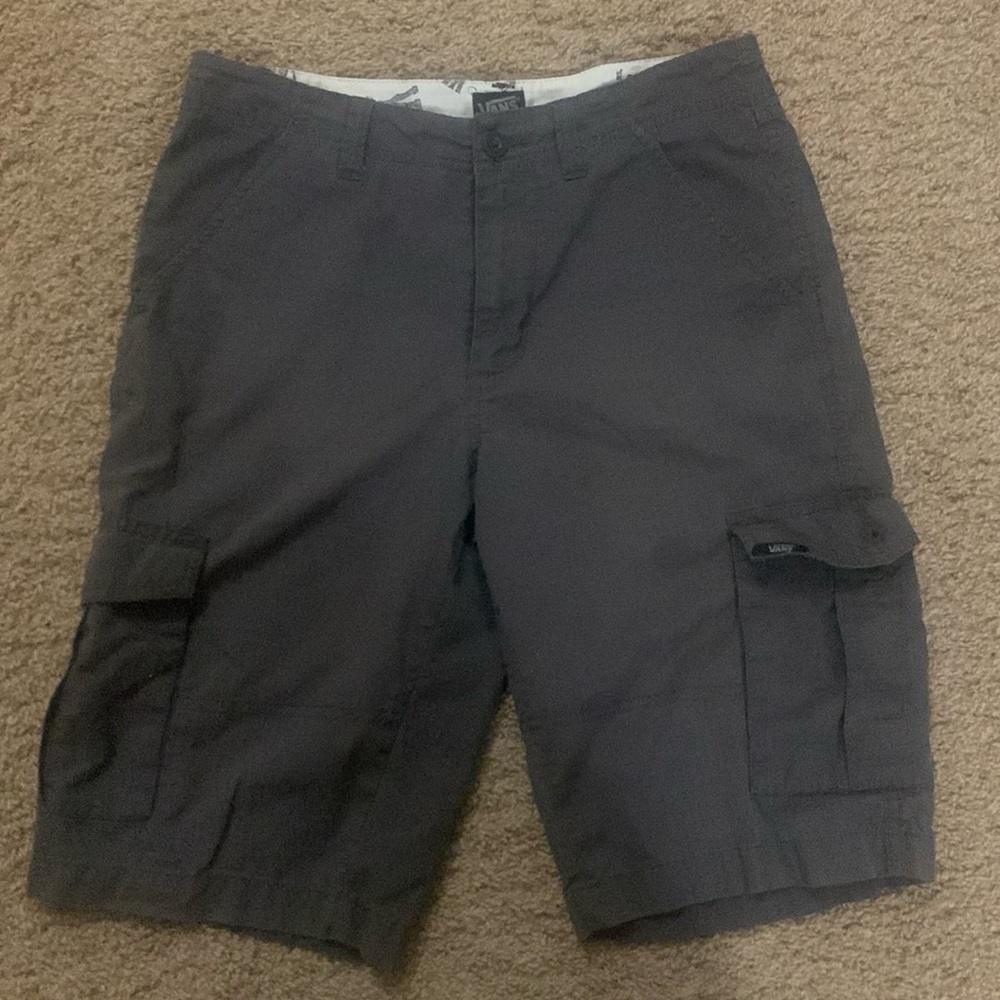 Vans cargo shorts gray 16